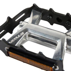 Rockrider Flat Aluminium Mountain Bike Pedals -Schwalbe || Shimano || rockrider Shop k6ce880bf75ce1a07a0f96d575b6db92e